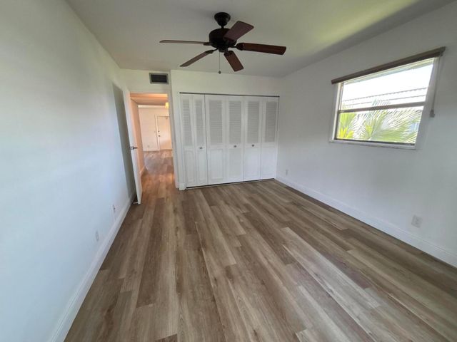 652 Flanders N, Delray Beach, FL 33484