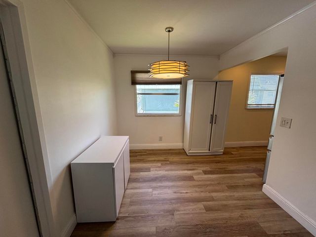 652 Flanders N, Delray Beach, FL 33484