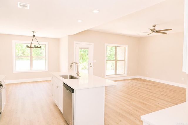 5402 Lotus St., Jonesboro, AR 72404
