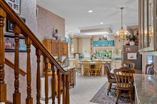 402 Nanaloo A Avenue, Waterloo, SC 29384