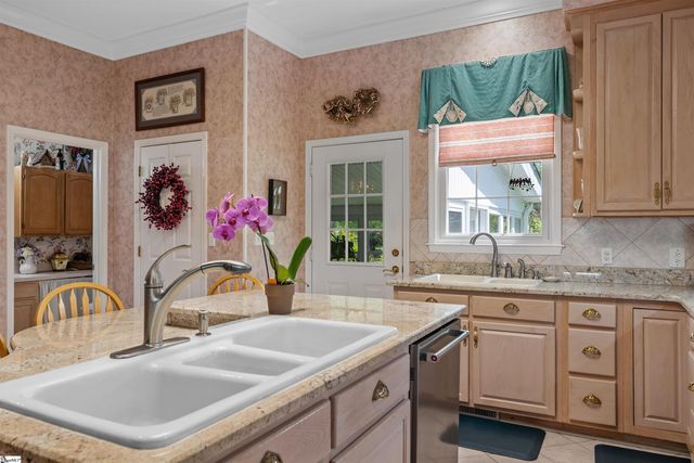 402 Nanaloo A Avenue, Waterloo, SC 29384