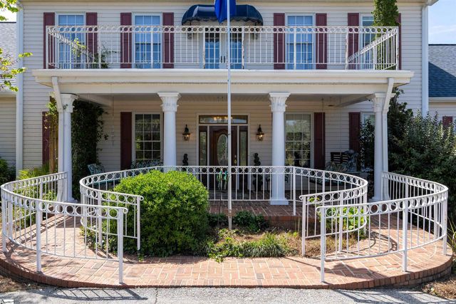 402 Nanaloo A Avenue, Waterloo, SC 29384