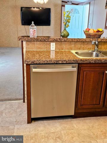 927 EMERALD ST, Ephrata, PA 17522