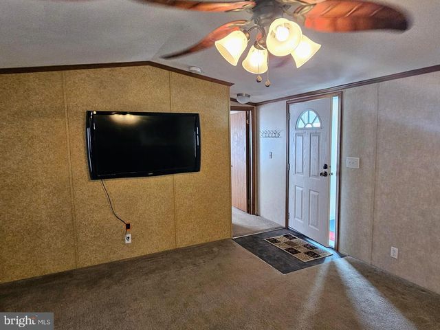 927 EMERALD ST, Ephrata, PA 17522