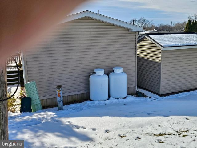 927 EMERALD ST, Ephrata, PA 17522