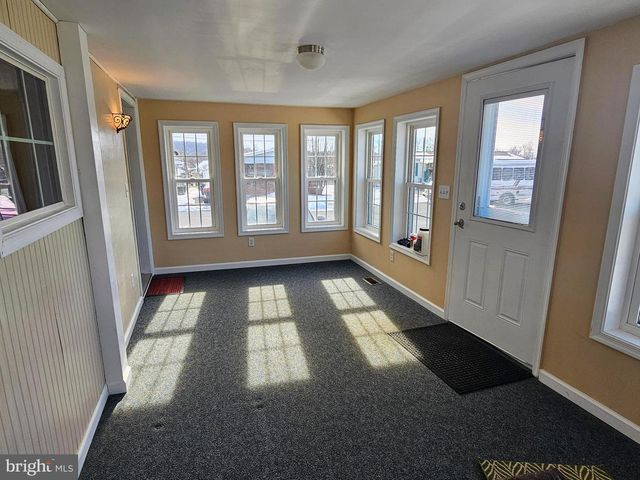 927 EMERALD ST, Ephrata, PA 17522