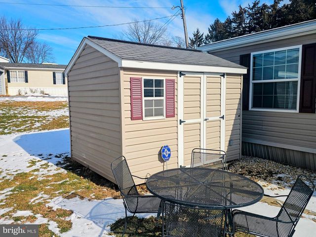 927 EMERALD ST, Ephrata, PA 17522