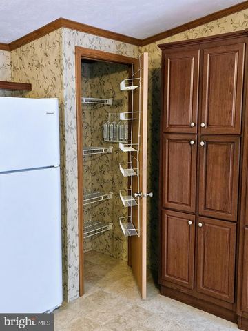 927 EMERALD ST, Ephrata, PA 17522