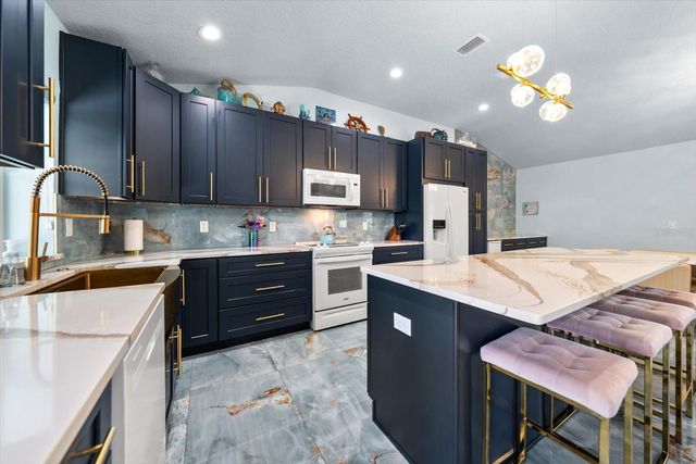 2050 W BAY DRIVE, Largo, FL 33770