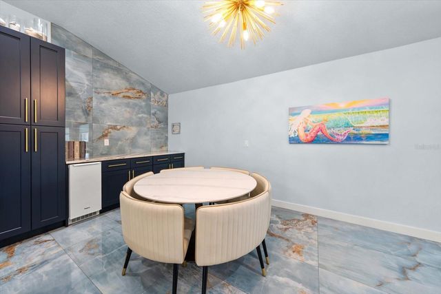 2050 W BAY DRIVE, Largo, FL 33770