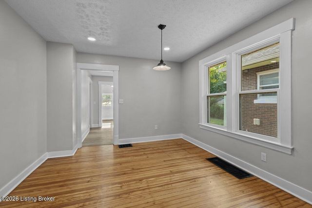 333 Glendora Ave, Louisville, KY 40212