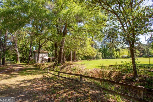 110 Briarwood Road, Waycross, GA 31501