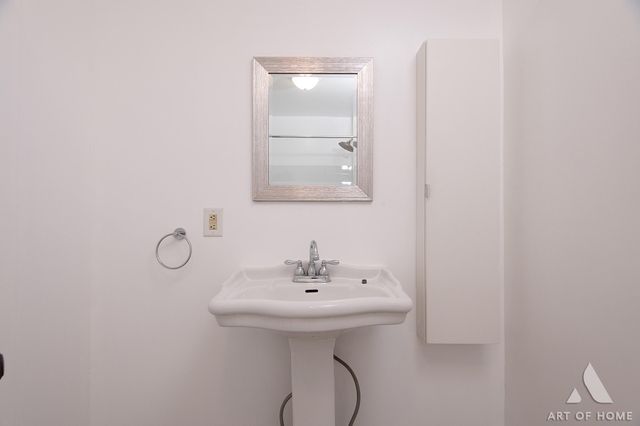 1411 Roberts Avenue, Whiting, IN 46394