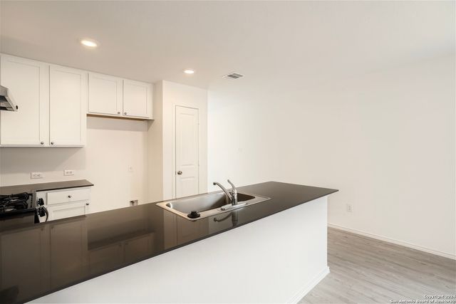 9827 carome mill, San Antonio, TX 78254