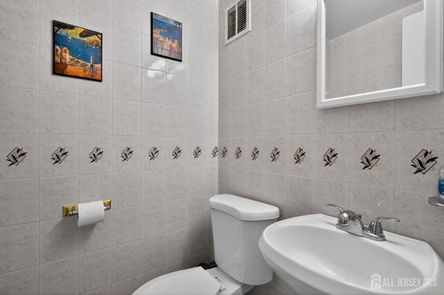 145 Harbinson Place, East Windsor, NJ 08520