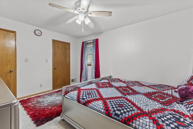 3950 W Minnesota AVENUE, Franklin, WI 53132