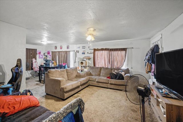 815-817 King Ave, Stockton, CA 95203