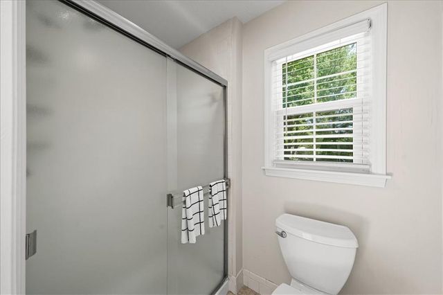 8105 W 99th Street, Overland Park, KS 66212