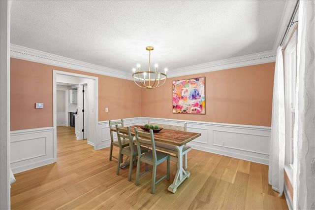 8105 W 99th Street, Overland Park, KS 66212