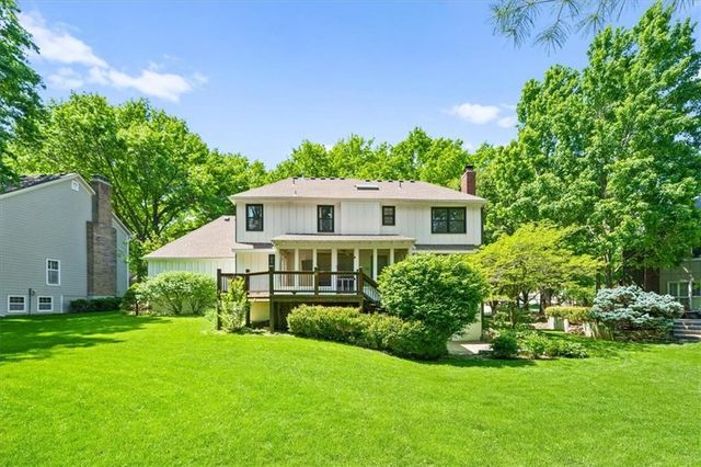 8105 W 99th Street, Overland Park, KS 66212