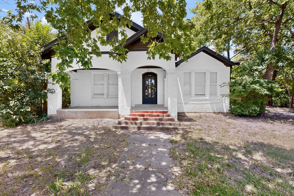 1830 Speedway Street, Greenville, TX 75401
