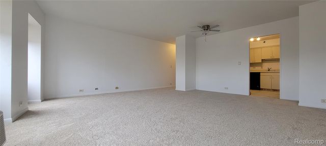 5000 Towncenter Center 607, Southfield, MI 48075
