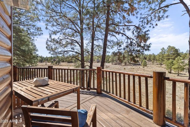 2802 ZANE GREY Boulevard, Overgaard, AZ 85933