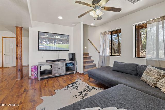 2802 ZANE GREY Boulevard, Overgaard, AZ 85933