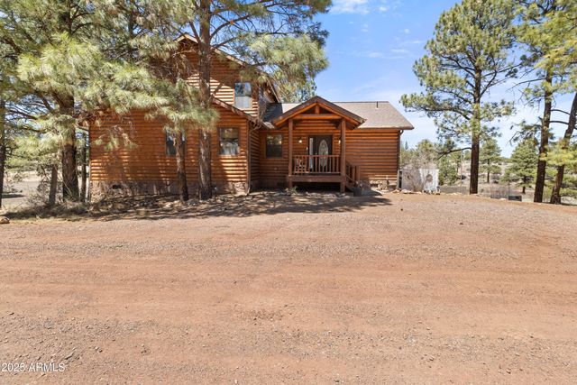 2802 ZANE GREY Boulevard, Overgaard, AZ 85933