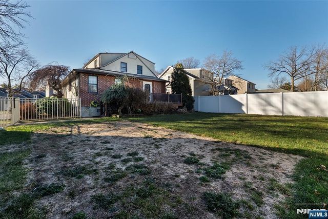 8-39 Lake Street, Fair Lawn, NJ 07410