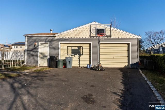 8-39 Lake Street, Fair Lawn, NJ 07410