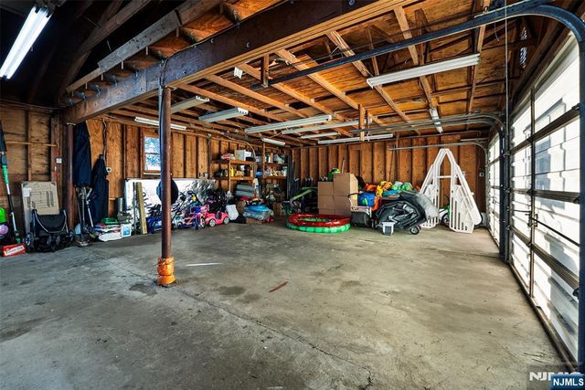 8-39 Lake Street, Fair Lawn, NJ 07410