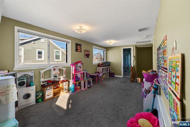 8-39 Lake Street, Fair Lawn, NJ 07410