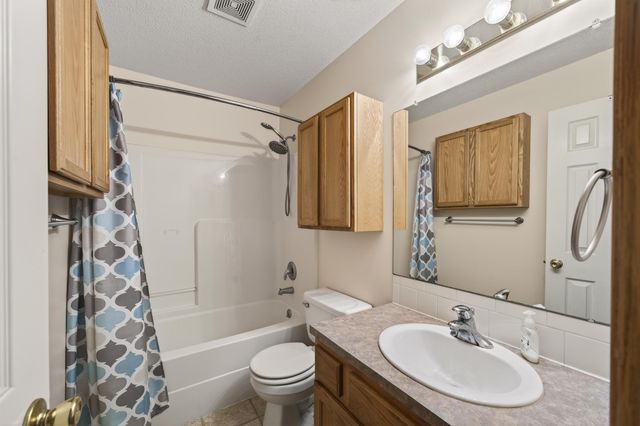 1938 N Burns, Wichita, KS 67203