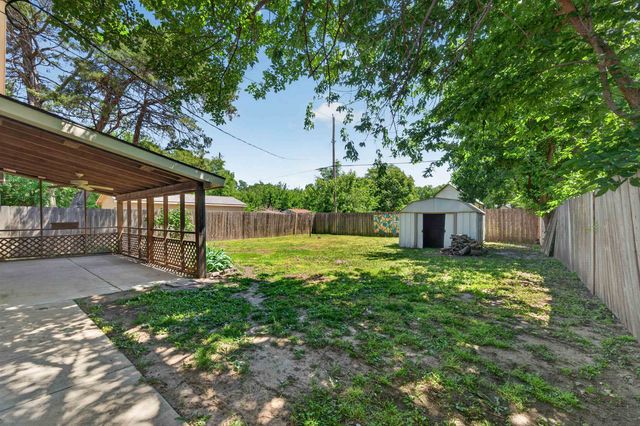 1938 N Burns, Wichita, KS 67203