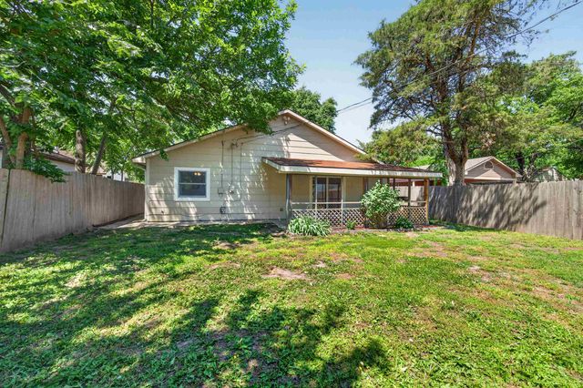 1938 N Burns, Wichita, KS 67203