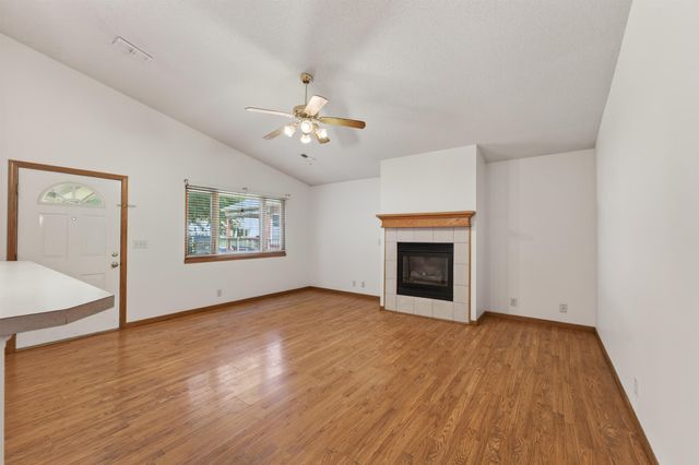 1938 N Burns, Wichita, KS 67203