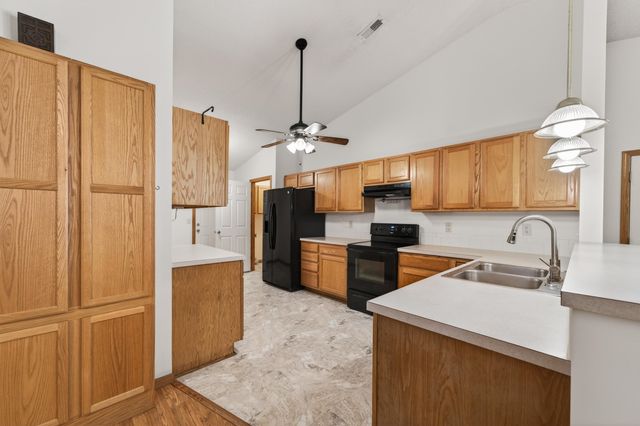 1938 N Burns, Wichita, KS 67203