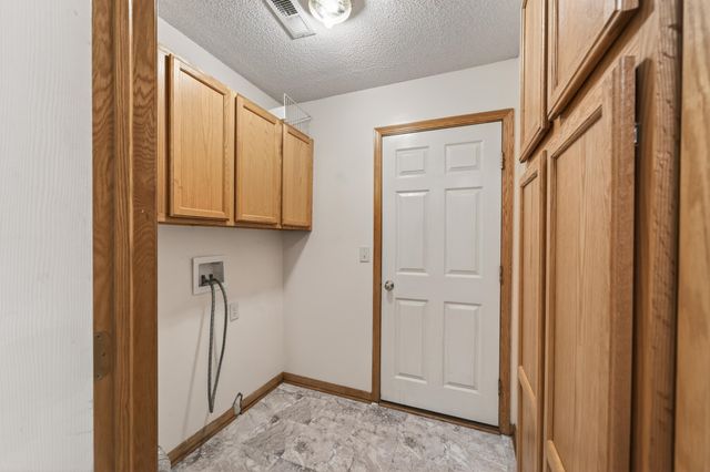 1938 N Burns, Wichita, KS 67203