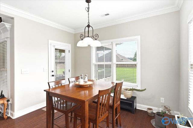 24 Hawthorn Heights Blvd SW, Huntsville, AL 35824