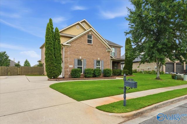 24 Hawthorn Heights Blvd SW, Huntsville, AL 35824