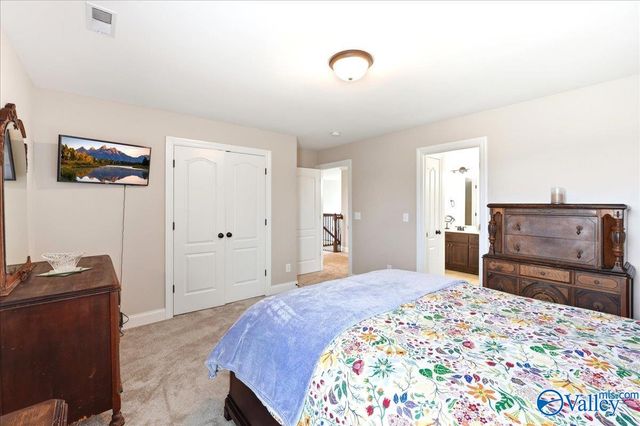 24 Hawthorn Heights Blvd SW, Huntsville, AL 35824