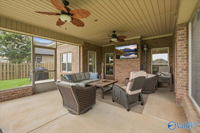 24 Hawthorn Heights Blvd SW, Huntsville, AL 35824
