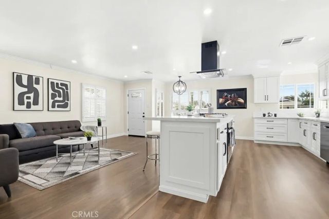 3133 Cedar Avenue, Long Beach, CA 90806