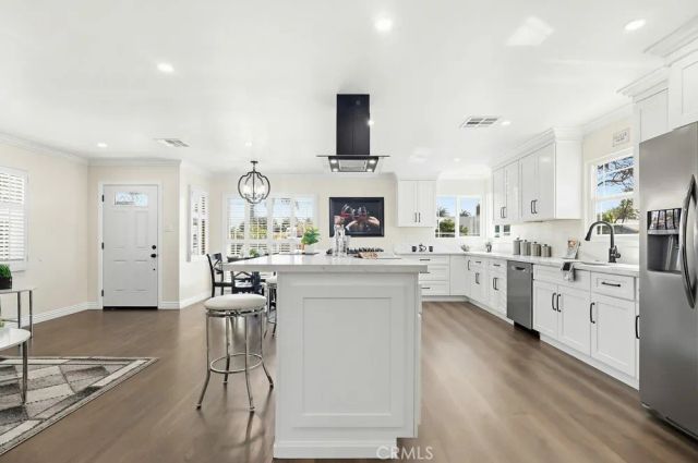 3133 Cedar Avenue, Long Beach, CA 90806