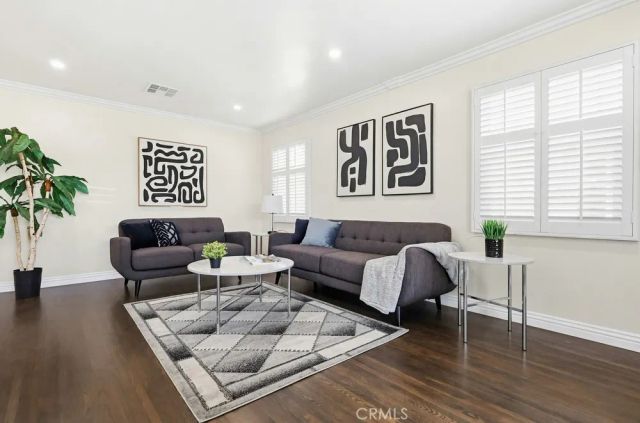 3133 Cedar Avenue, Long Beach, CA 90806