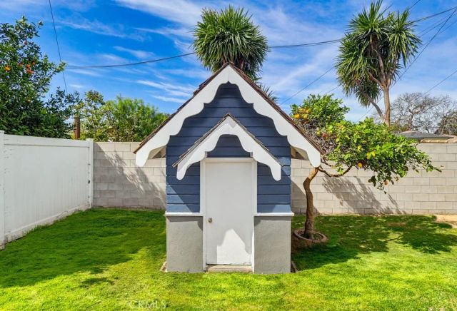 3133 Cedar Avenue, Long Beach, CA 90806