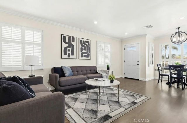 3133 Cedar Avenue, Long Beach, CA 90806