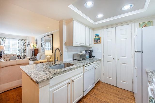 3076 Chastain Park Court NE, Atlanta, GA 30342