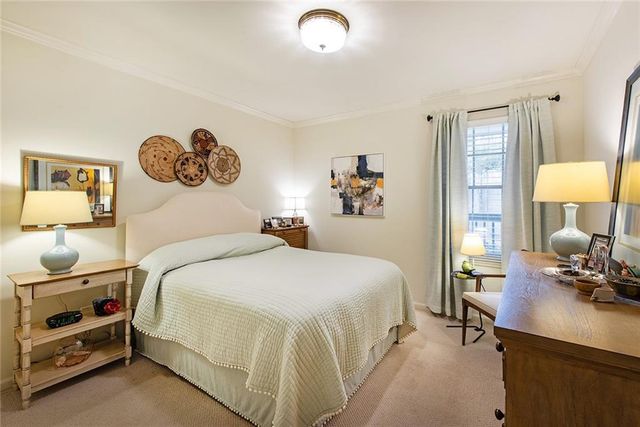 3076 Chastain Park Court NE, Atlanta, GA 30342